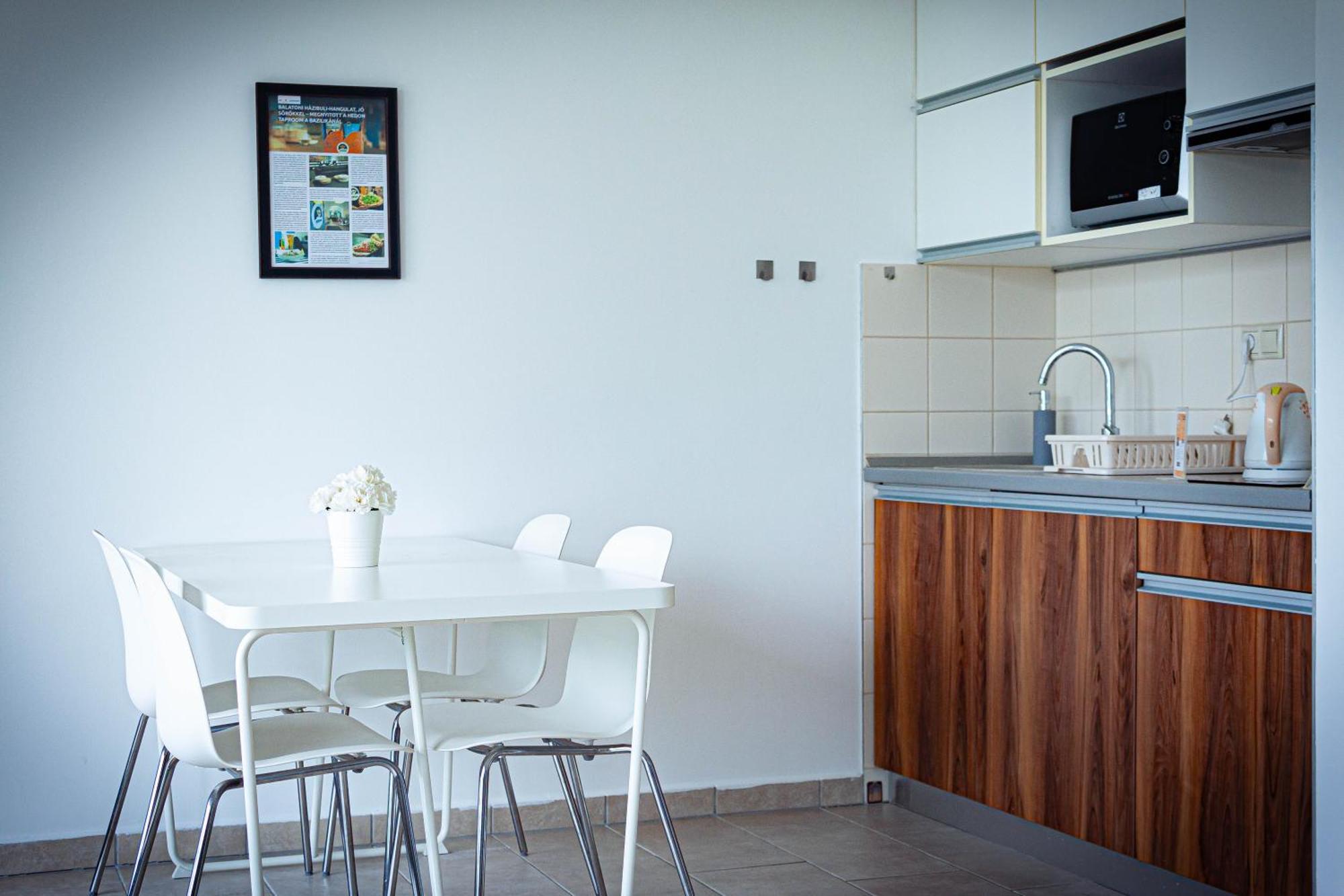 Hedon Brewing Niko Apartment - 200 Meter To The Beach Balatonvilágos エクステリア 写真